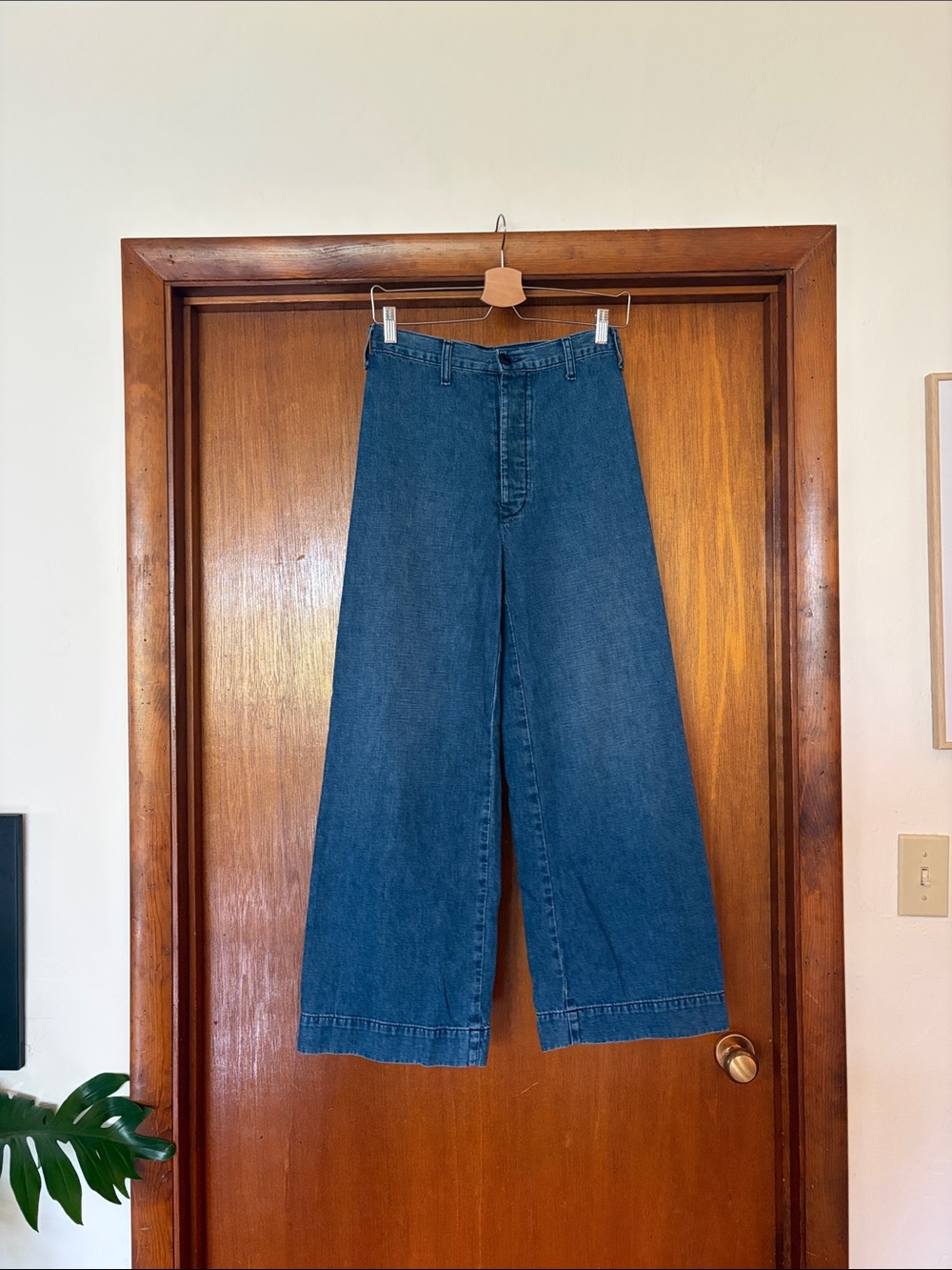 THE GREAT. Wide-Leg Denim Seafarer Jeans in Deep Blue - Picture 2 of 7